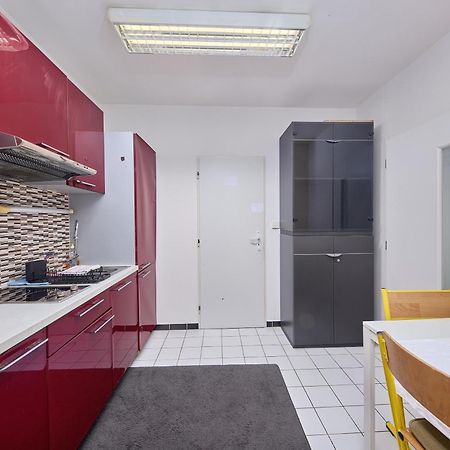 Destiny Apartment บราติสลาวา ภายนอก รูปภาพ