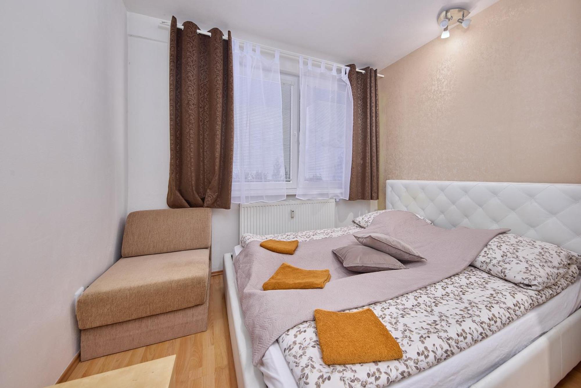 Destiny Apartment บราติสลาวา ภายนอก รูปภาพ